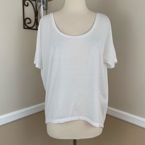 Kardashian White Short Sleeve Tee T Shirt Top